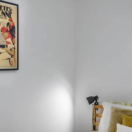 Apartment Mastros By Bnblord *